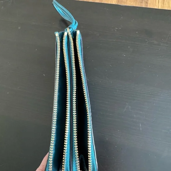 Coach Teal Leather Wristlet - Picture 4 of 4